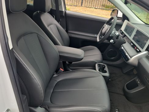 Used 2024 Hyundai Ioniq 5 Limited RWD image 19