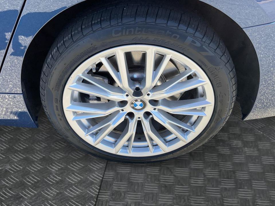 Used 2024 BMW 330i xDrive Sedan w/ Premium Package AWD/4WD image 22