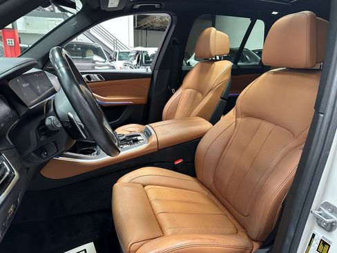 Used 2019 BMW X5 xDrive40i w/ Executive Package image 16