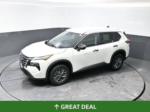 Used 2024 Nissan Rogue S AWD/4WD image 45