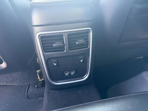 Used 2021 Dodge Charger SXT w/ Leather Interior Group RWD image 15