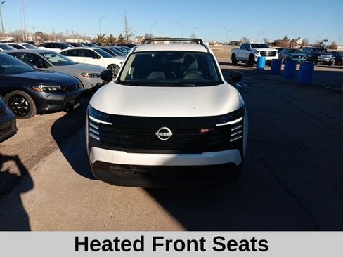 New 2026 Nissan Kicks SR w/ Illumination Package image 10