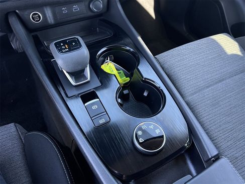 Certified 2023 Nissan Rogue SV image 16