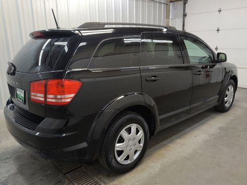 Used 2019 Dodge Journey SE FWD image 10