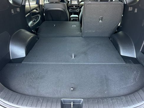 Used 2019 Hyundai Santa Fe SE FWD image 14