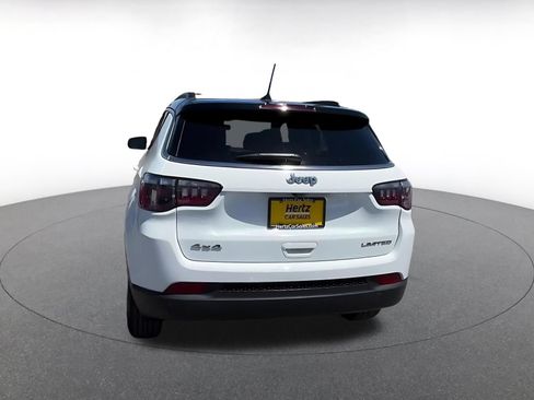 Used 2025 Jeep Compass Limited AWD/4WD image 11