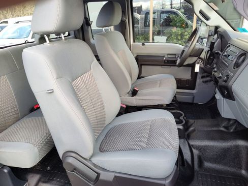 Used 2011 Ford F250 XL w/ PWR Equipment Group image 15