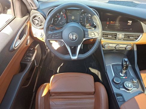 Used 2019 Alfa Romeo Giulia Ti Sport w/ Quick Order Package 22S Sport image 10