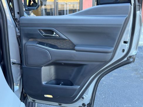 Used 2024 Lexus GX 550 w/ Cold Area Package image 52