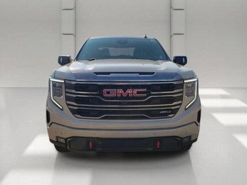 Used 2022 GMC Sierra 1500 AT4 w/ AT4 Premium Package AWD/4WD image 2