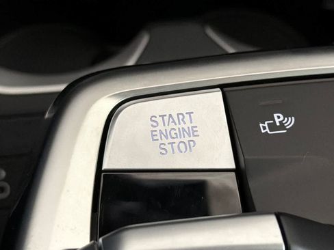 New 2026 BMW X1 xDrive28i w/ Technology Package image 23