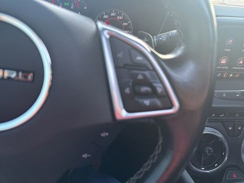 Used 2022 Chevrolet Camaro LT RWD image 23