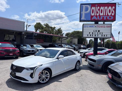 Used 2021 Cadillac CT4 Luxury RWD image 1