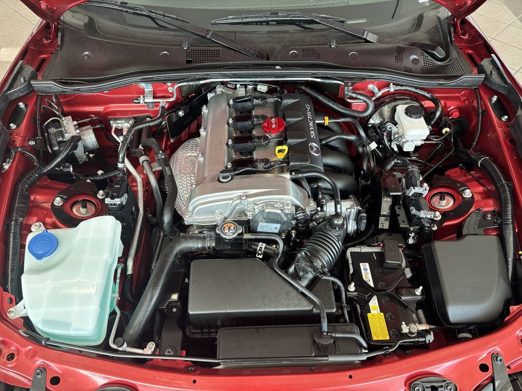 Used 2025 MAZDA MX-5 Miata Sport w/ Interior Package RWD image 33