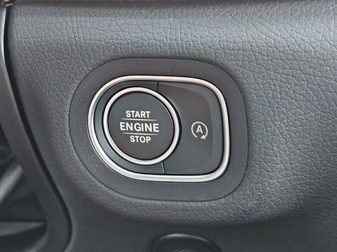 Certified 2025 Mercedes-Benz GLE 350 4MATIC image 22