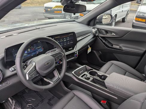 New 2026 Chevrolet Equinox LT image 19