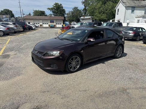 Used 2011 Scion tC FWD image 3