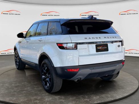 Used 2019 Land Rover Range Rover Evoque SE Premium AWD/4WD image 6