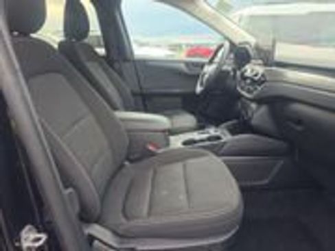 Used 2023 Ford Escape Active AWD/4WD image 3