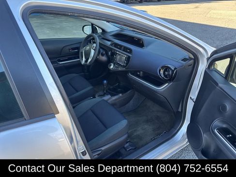 Used 2015 Toyota Prius C Three image 16