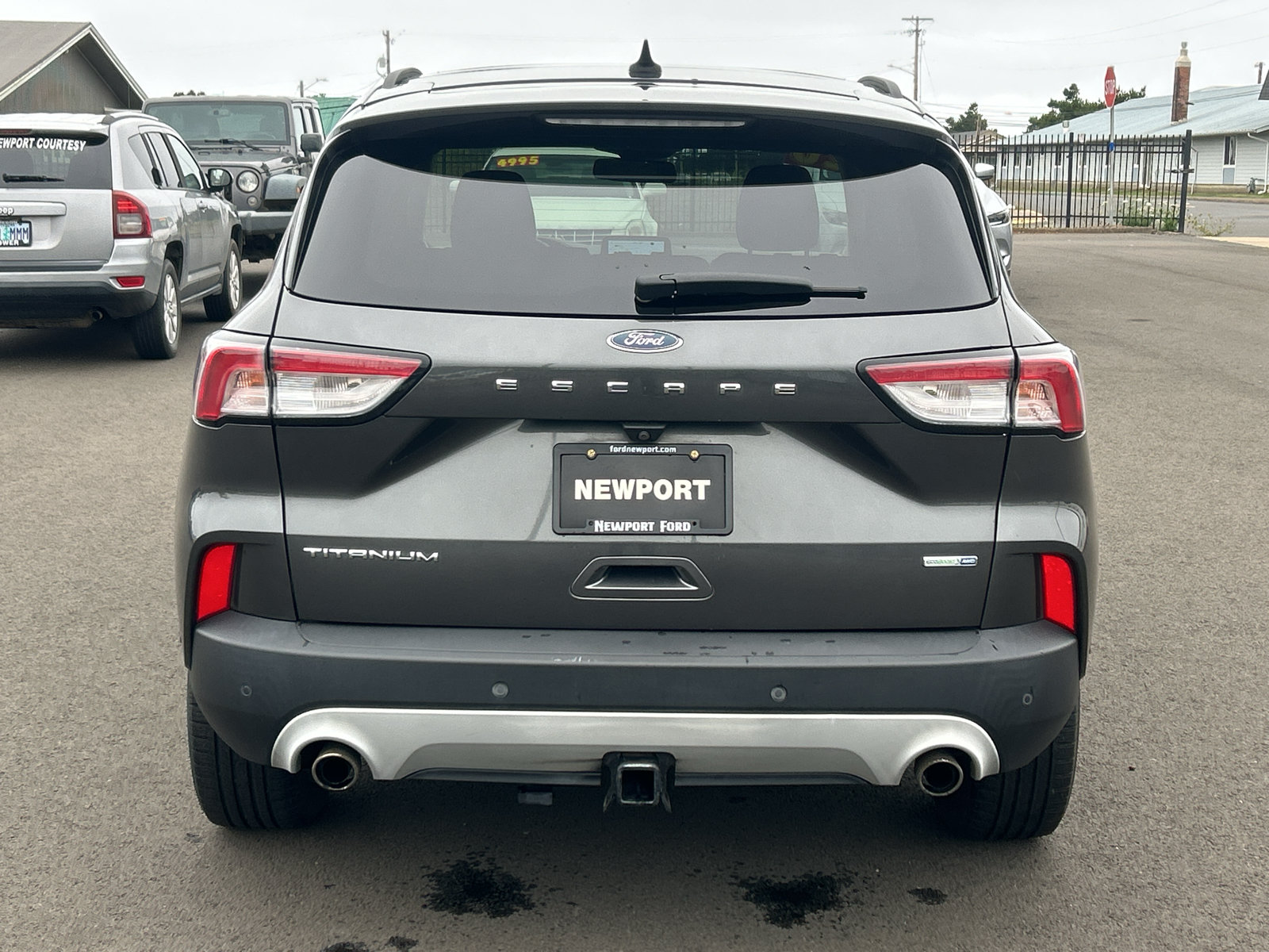 Certified 2020 Ford Escape Titanium AWD/4WD image 8
