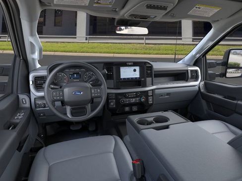 New 2026 Ford F450 XL w/ XL Driver Assist Package image 9