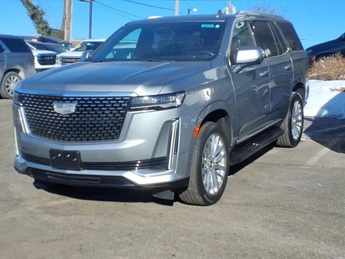 Certified 2023 Cadillac Escalade Premium Luxury image 1