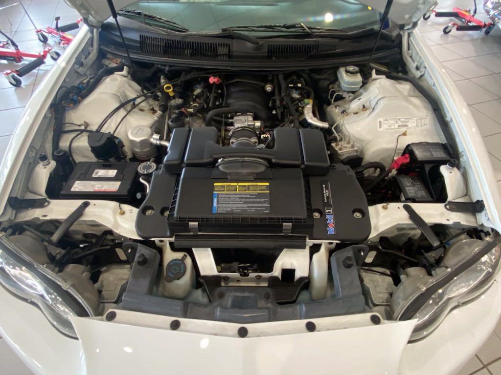 Used 1998 Chevrolet Camaro Z28 w/ SS Performance/Appearance Pkg RWD image 32