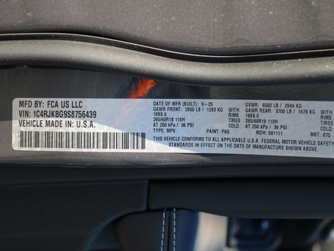 New 2025 Jeep Grand Cherokee L Limited image 46