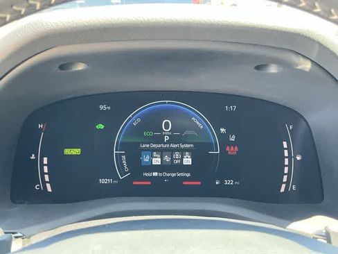 Used 2025 Toyota Camry SE w/ Convenience Package FWD image 26