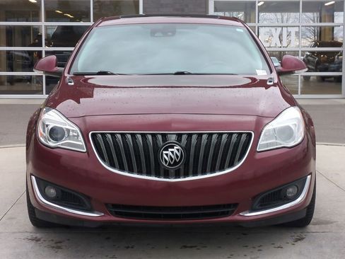 Used 2016 Buick Regal Premium w/ Driver Confidence Package #1 image 10