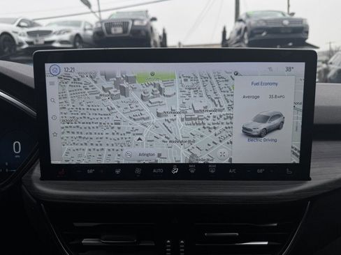 Used 2023 Ford Escape Platinum image 21