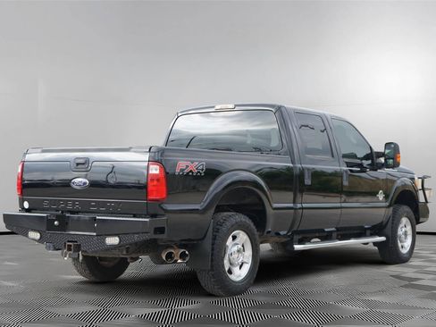 Used 2016 Ford F250 XLT w/ XLT Value Package AWD/4WD image 5