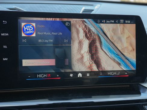 Certified 2025 BMW X2 xDrive28i image 24