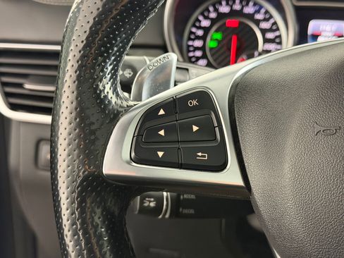 Used 2016 Mercedes-Benz GLE 63 AMG 4MATIC image 30