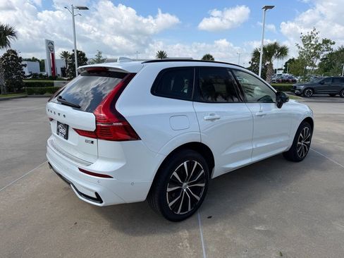 Used 2023 Volvo XC60 B5 Plus w/ Climate Package AWD/4WD image 5
