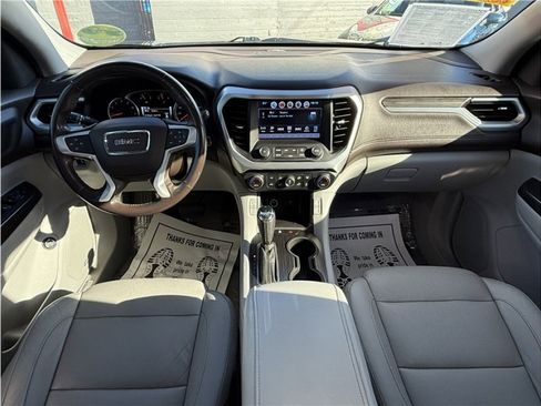 Used 2019 GMC Acadia SLT image 29