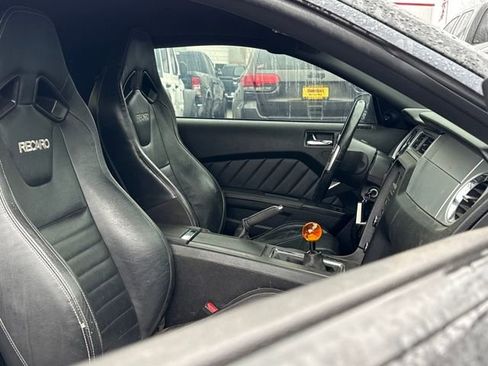 Used 2013 Ford Mustang GT Premium w/ Brembo Brake Pkg image 17