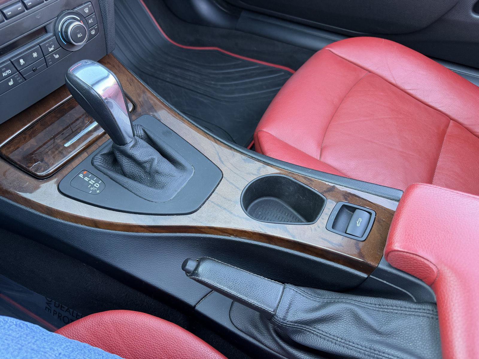 Used 2013 BMW 328i Convertible RWD image 14