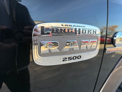 Used 2018 RAM 2500 Longhorn image 11