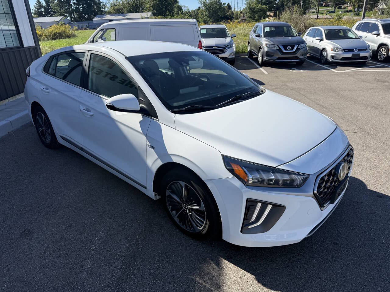 Used 2020 Hyundai Ioniq SEL FWD image 5