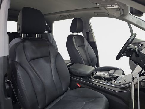 Used 2020 Audi Q7 3.0T Prestige w/ Prestige Package image 8