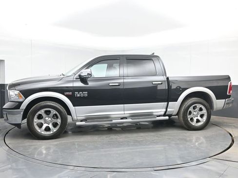 Used 2016 RAM 1500 Laramie w/ Convenience Group AWD/4WD image 6