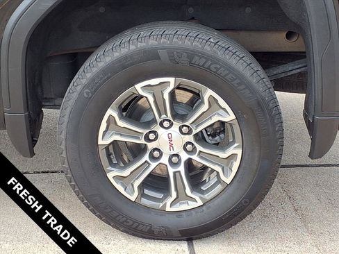 Used 2026 GMC Sierra 1500 SLT RWD image 30