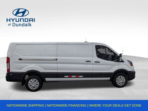 Used 2022 Ford E-Transit Low Roof image 21