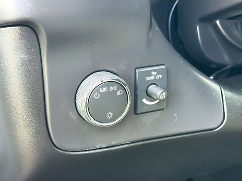 Used 2025 Chevrolet Express 2500 w/ Driver Convenience Package RWD image 10