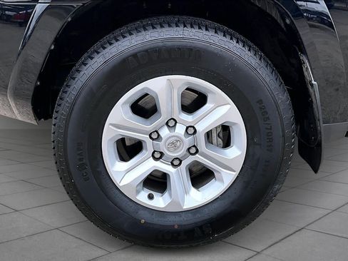 Used 2024 Toyota 4Runner SR5 image 10