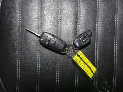 Used 2014 Ford Fusion SE w/ Equipment Group 202A FWD image 33