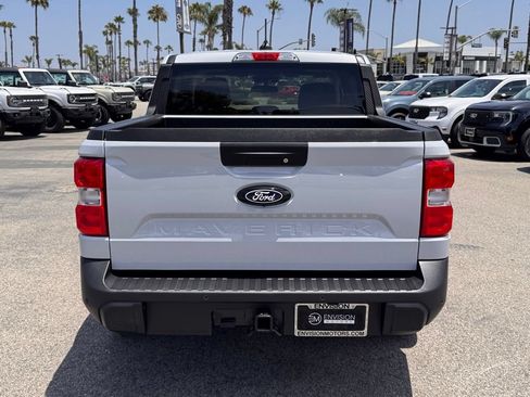 Used 2026 Ford Maverick XLT w/ XLT Luxury Package FWD image 11