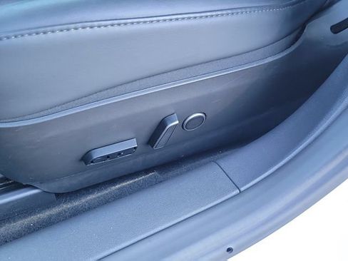 Used 2023 Tesla Model 3 Standard Range RWD image 8
